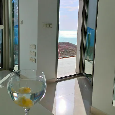 Apartment Moderno Primera Linea En Locos
