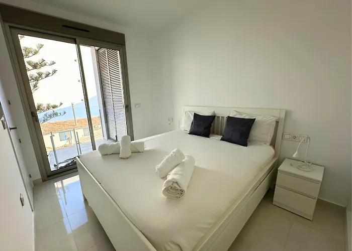 Moderno Primera Línea En Locos Apartamento Torrevieja