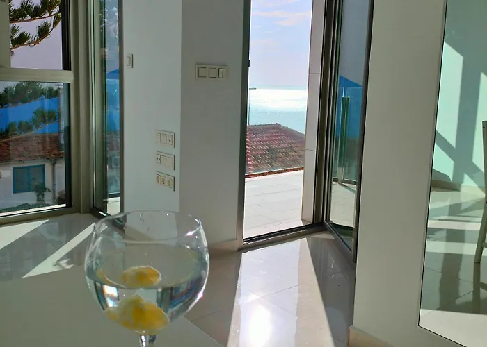 Apartamento Moderno Primera Línea En Locos